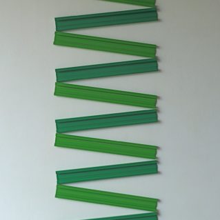 Iler Melioli, Alterne convergenze 2018 Alluminio verniciato cm 122x48x2