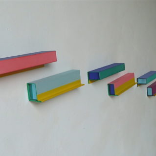 Iler Melioli, Double glance 2018 Painted iron and plexiglas cm 33x14x4