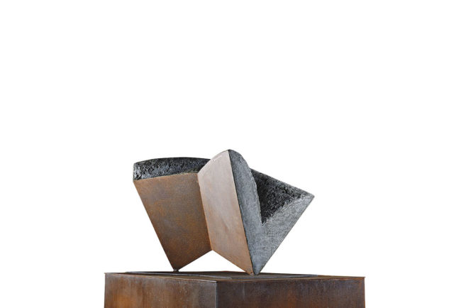 Lucio Scortegagna, 2012, cemento, acciaio, ossidi, 35x68x21 cm