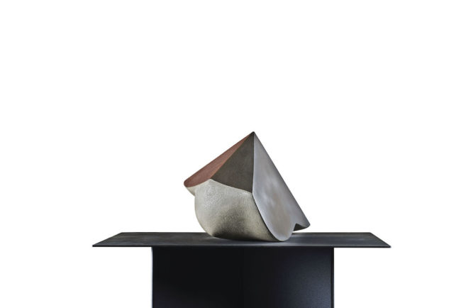 Lucio Scortegagna, 2009, cemento, acciao, ossidi, 21x21x16 cm
