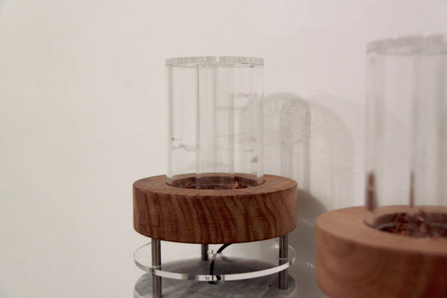 Tamara Repetto, 2013, plexiglas, legno di castagno, corteccia di castagno, marmo, ventole, cavo, circuito, mm126x150 (singolo elemento)