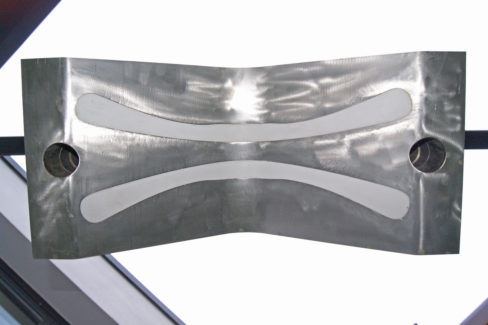 Roberto Mascella, 2011, stampo industriale in acciaio inox per la produzione di appendi abiti riempito di gesso, 60 x 40 x 37 cm