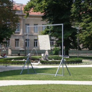 Roberto Mascella, 2009, SEZIONE LUNARE VITRUVIUS-MARALDI, 18°NORD - 33.6° EST DEL SUOLO LUNARE, Pannello in PVC, 120cm x 120cm