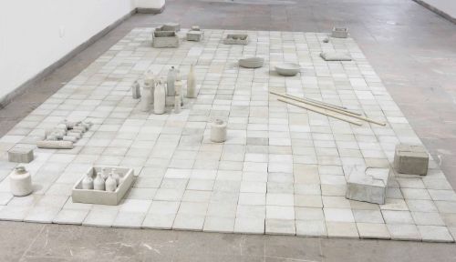 Cristina Treppo, 2014, cemento, 33 x 395,5 x 395,5 cm