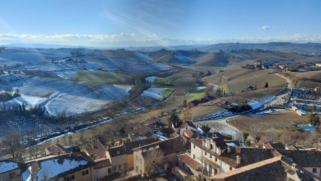 Vista dalla Torre di Neive